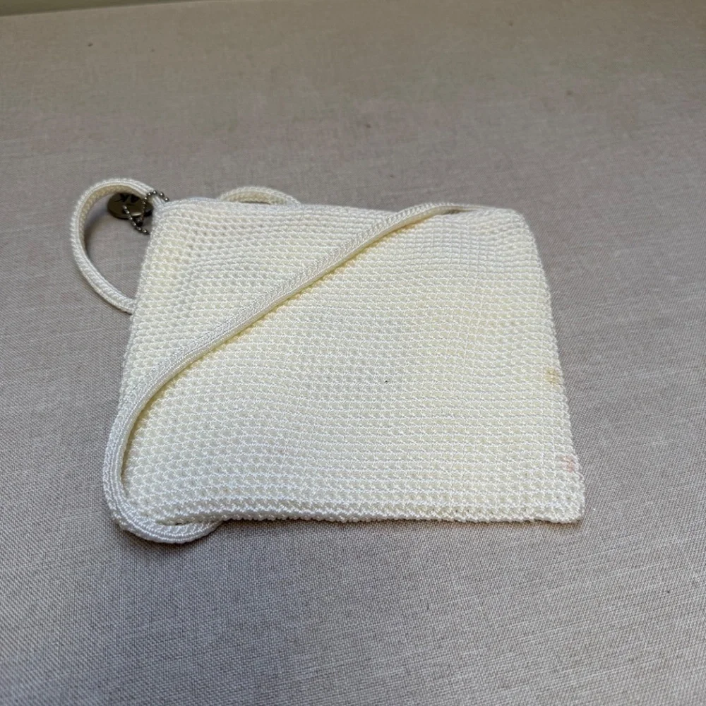 The Sak Ivory Cream Crochet Crossbody Bag Purse Clean